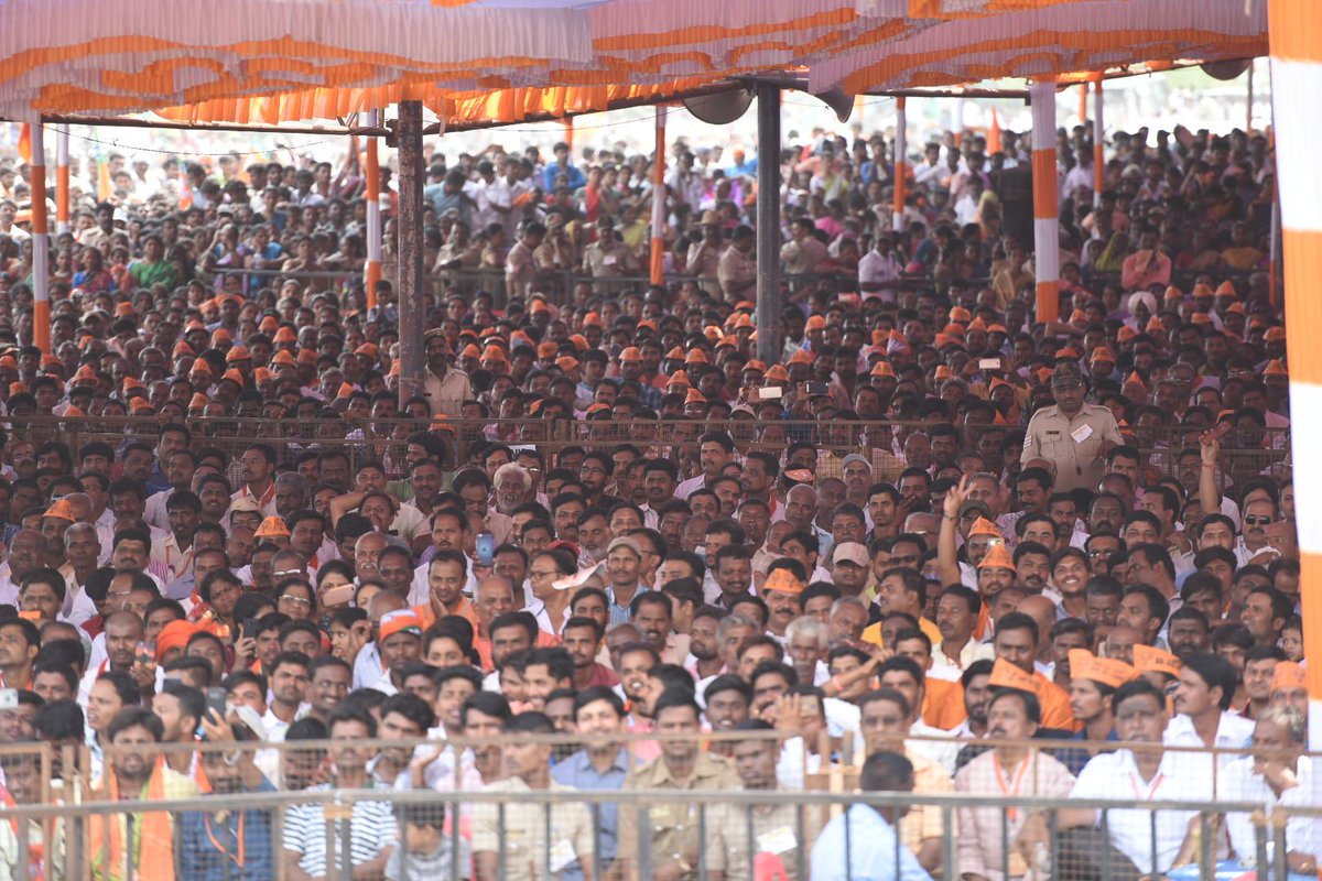 JoshiPralhad's tweet image. Glimpses of shri @narendramodi ji rally in Vijayapura #KarunadalliModiHawa #KarnatakaTrustsModi #NaavuModiJothe @BJP4Karnataka