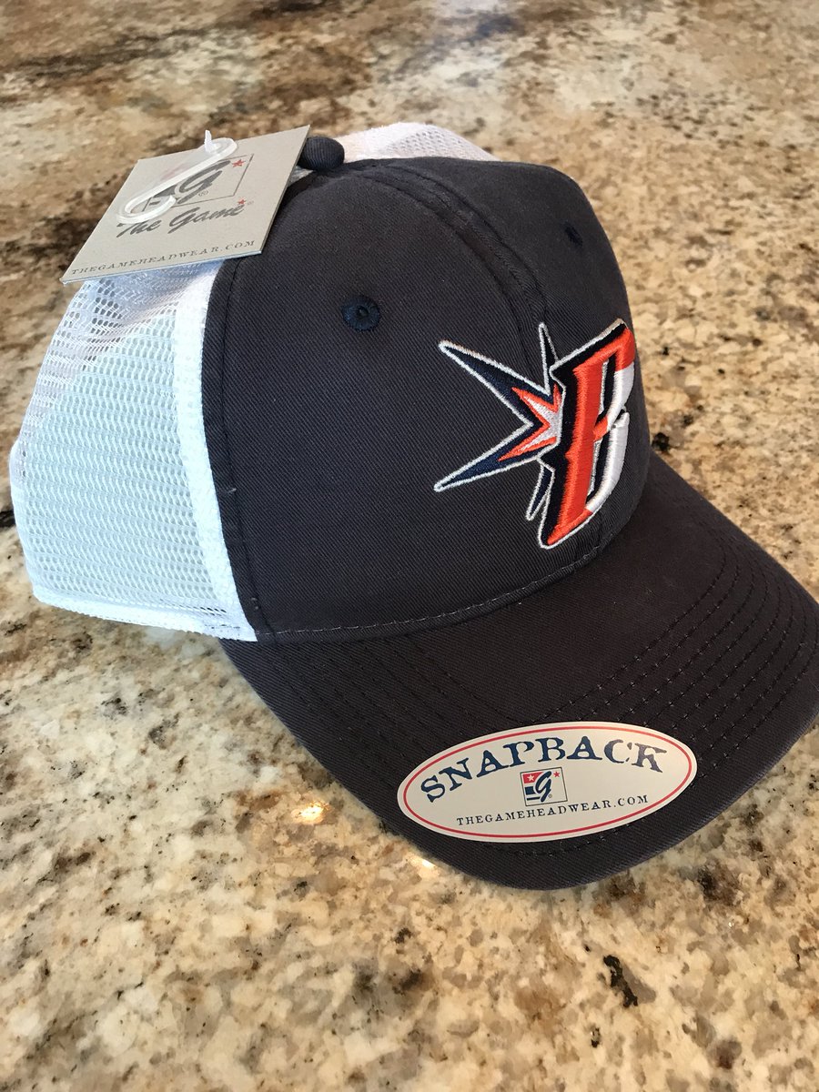 FloridaBurn's tweet photo. Woah, oh-oh-oh
Woah, oh-oh-oh
Woah, oh-oh-oh
In your snapback
#BurnStore https://t.co/1k4qq7VrSm