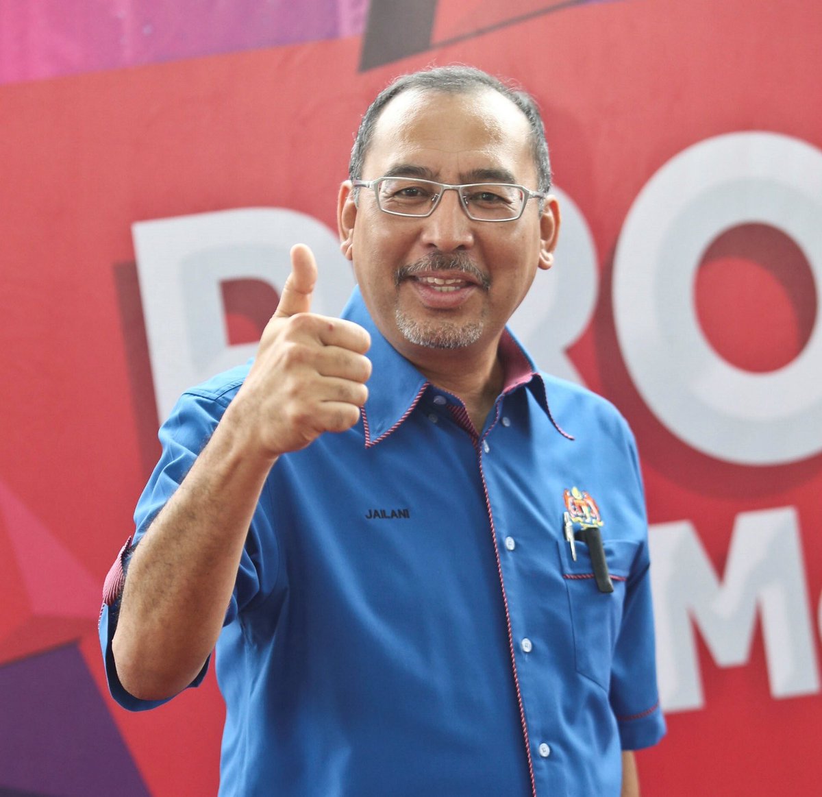 JailaniJohari's tweet photo. Marilah semua #BersamaBN. Kita #UndiBN untuk terus #HebatkanNegaraKu https://t.co/XDIatuFlW9