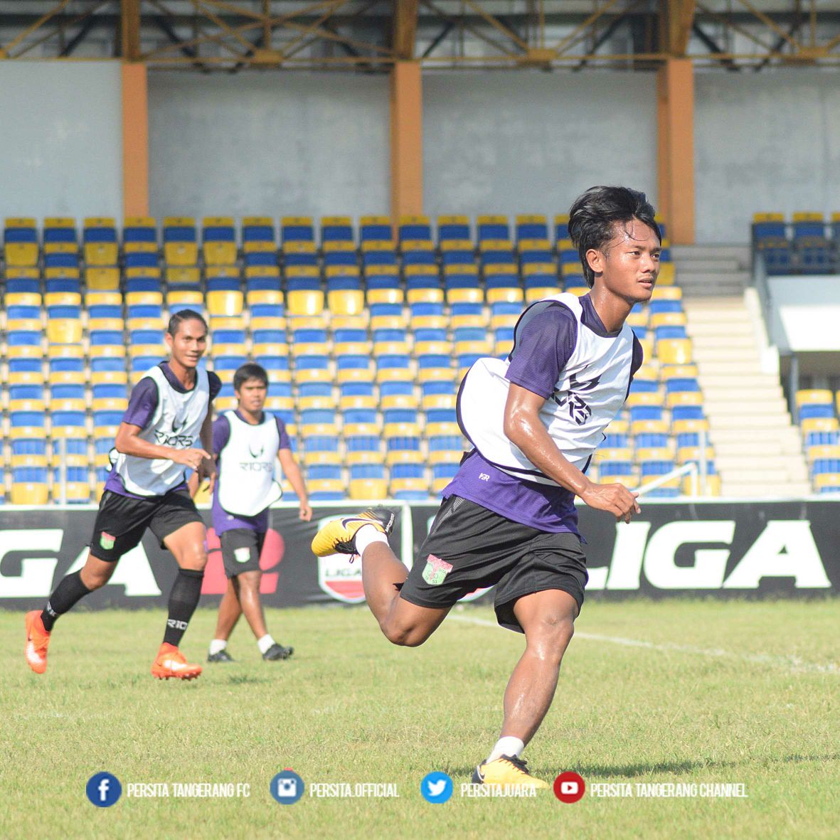 Official Training #Persita Tangerang 
Stadion Kaharudin Nst

#pspsvspersita
#persitajuara
#liga22018