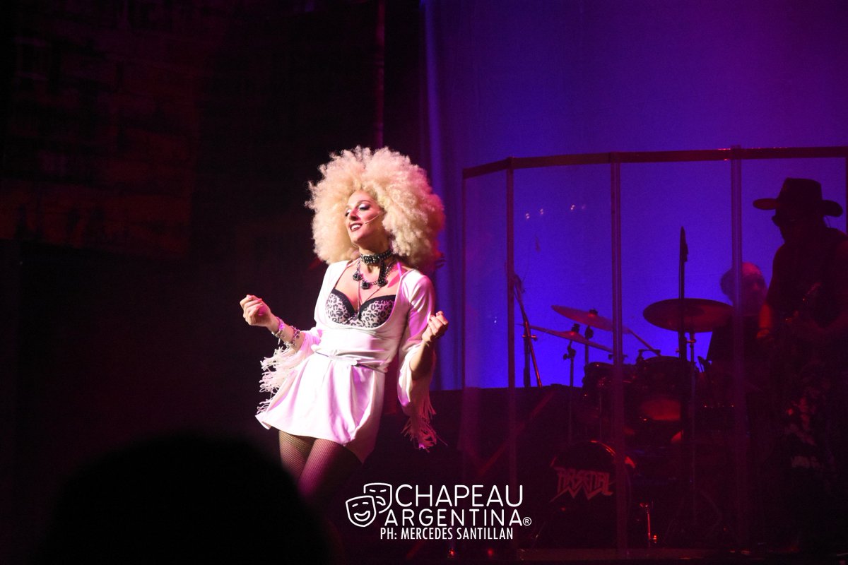 #TeatroMusical <a href="/rockofagesar/">Rock of Ages</a> en <a href="/Teatro_Maipo/">Teatro Maipo Oficial</a> Reseña x <a href="/guixeb/">Guille Barrios</a> + PH <a href="/MSantillanPH/">MercedesSantillan PH</a> para <a href="/ChapeauOk/">Chapeau Argentina ®</a> -->facebook.com/media/set/?set… RT <a href="/BMZComunica/">BMZ Comunicaciones</a> <a href="/Plateanet/">Plateanet</a> <a href="/linopatalanook/">Lino Patalano</a> <a href="/sebasrojas/">Sebas Rojas</a> <a href="/CarlaStageCo/">Carla Calabrese</a> <a href="/ziggyestan/">Estanislao Otero Valdez</a>