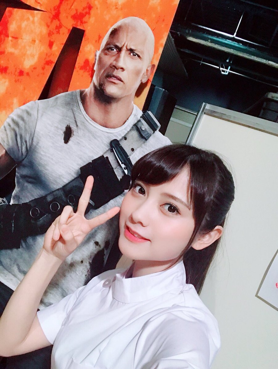Kun なしこちゃんイベントお疲れさま 自分目力強い女性苦手だけどなしこちゃんの目力はなんか引き込まれる魅力と強さをもっててキュンとします 午後もお互い頑張ろー