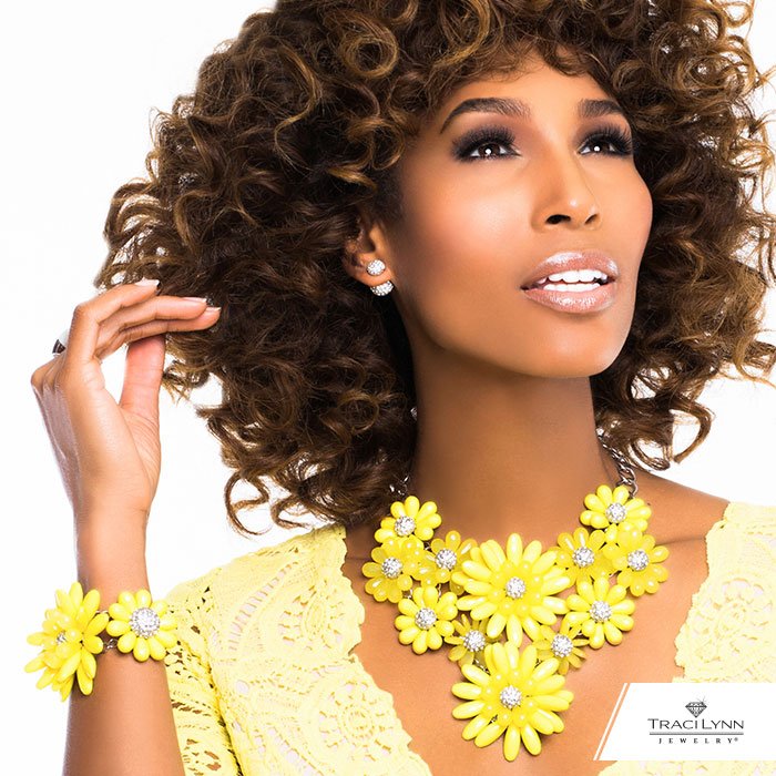 TraciLynnJewels's tweet photo. Spring Time! In Full Bloom #tracilynnjewelry #flowers #sprint #jewelry https://t.co/Qdhnzwecif