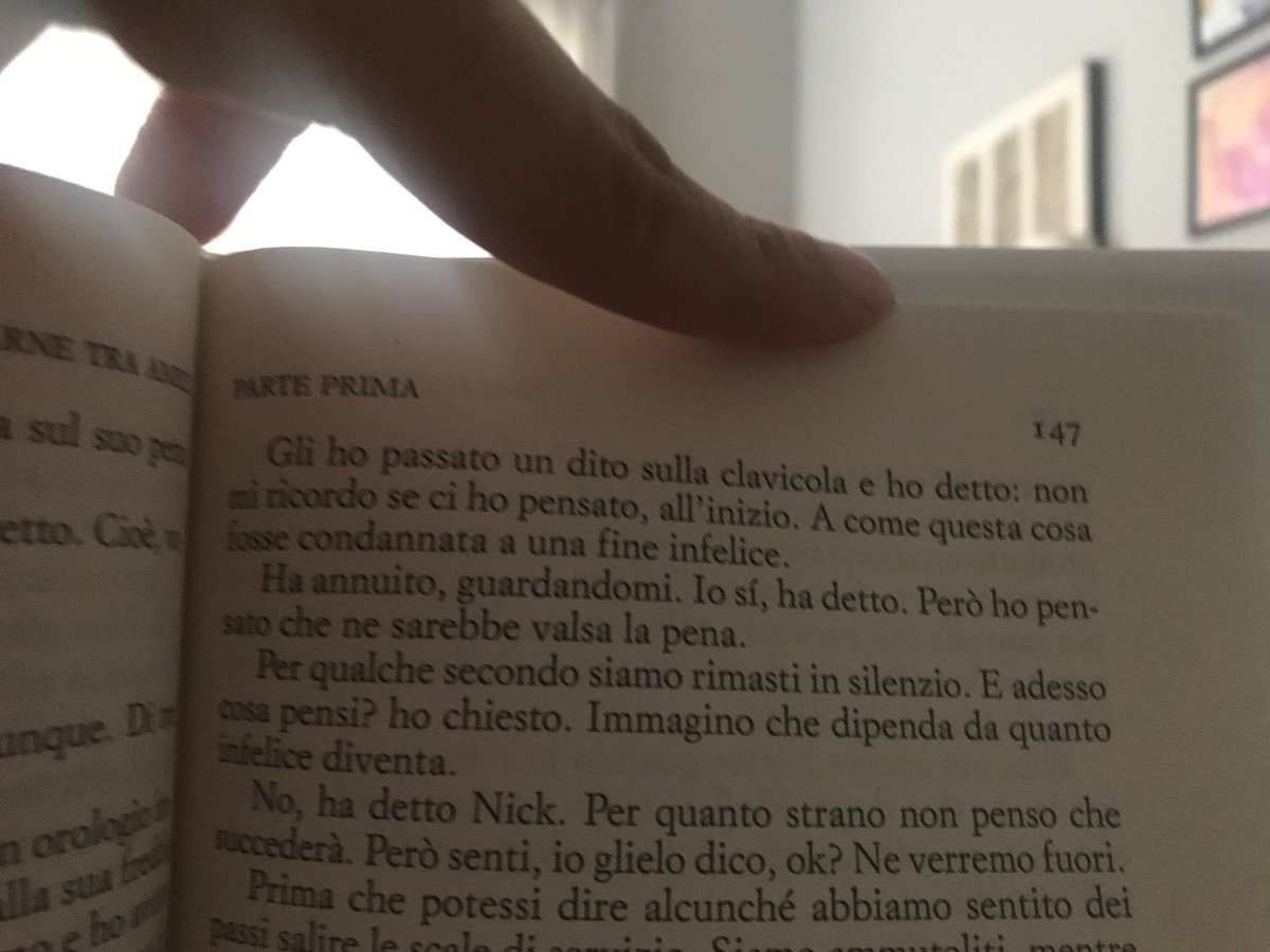 simona sparaco tweet media