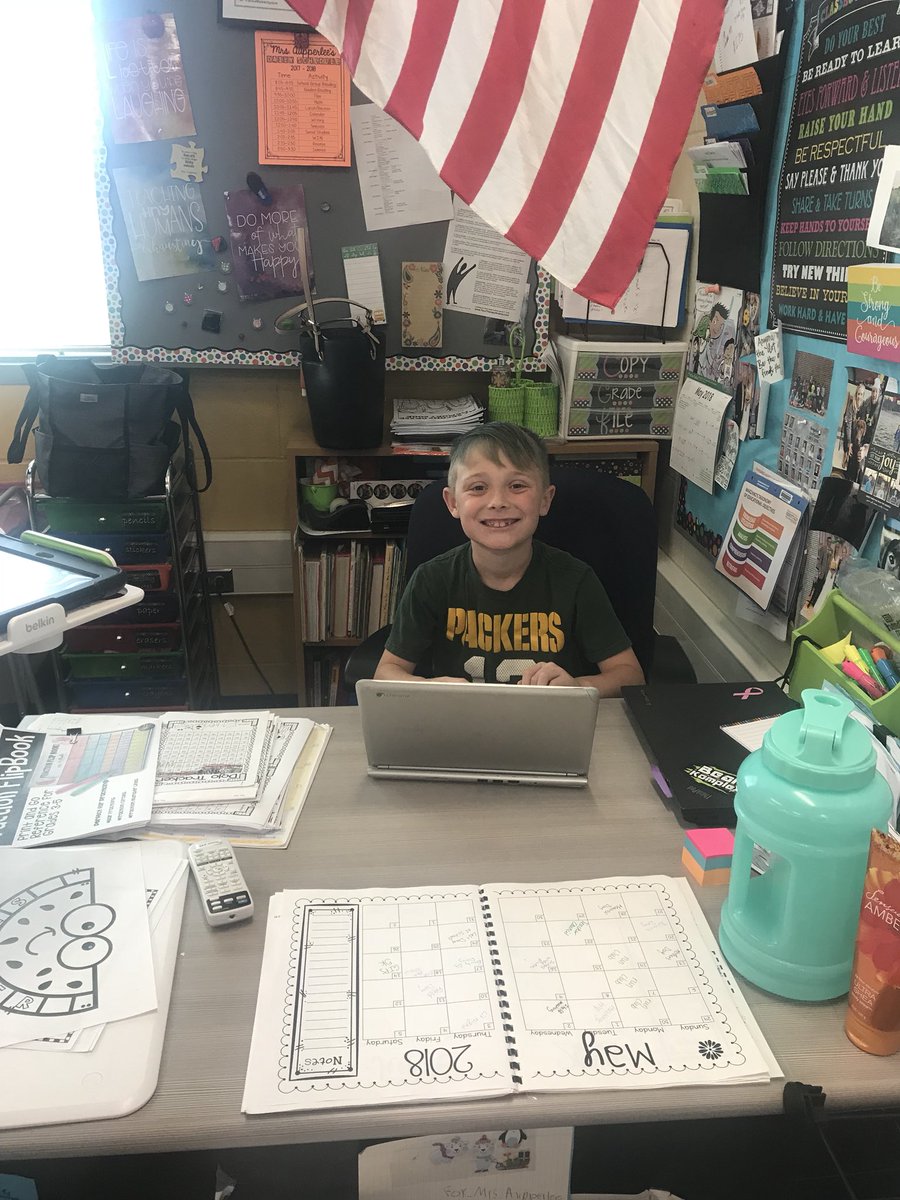 MrsAupperlee2nd's tweet photo. Someone traded in 150 dojo points for a seat swap...it looks like we have a new teacher today! #ShoemakerGI https://t.co/YwjUsNXjrr