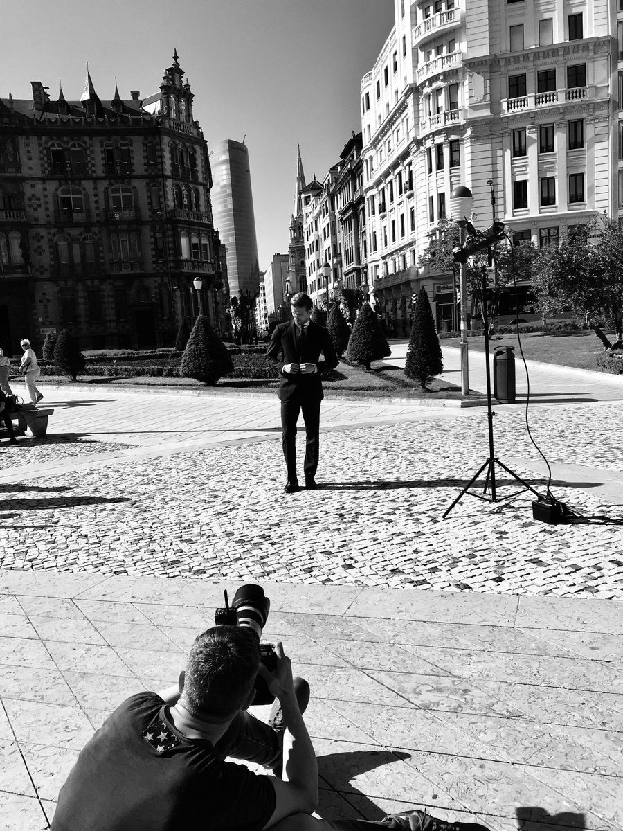 Targetmk's tweet image. Realizando el shooting para #Dappers con el futbolista @11CSantos ¡Muy pronto podrás descubrir el resultado en @dappers_world!