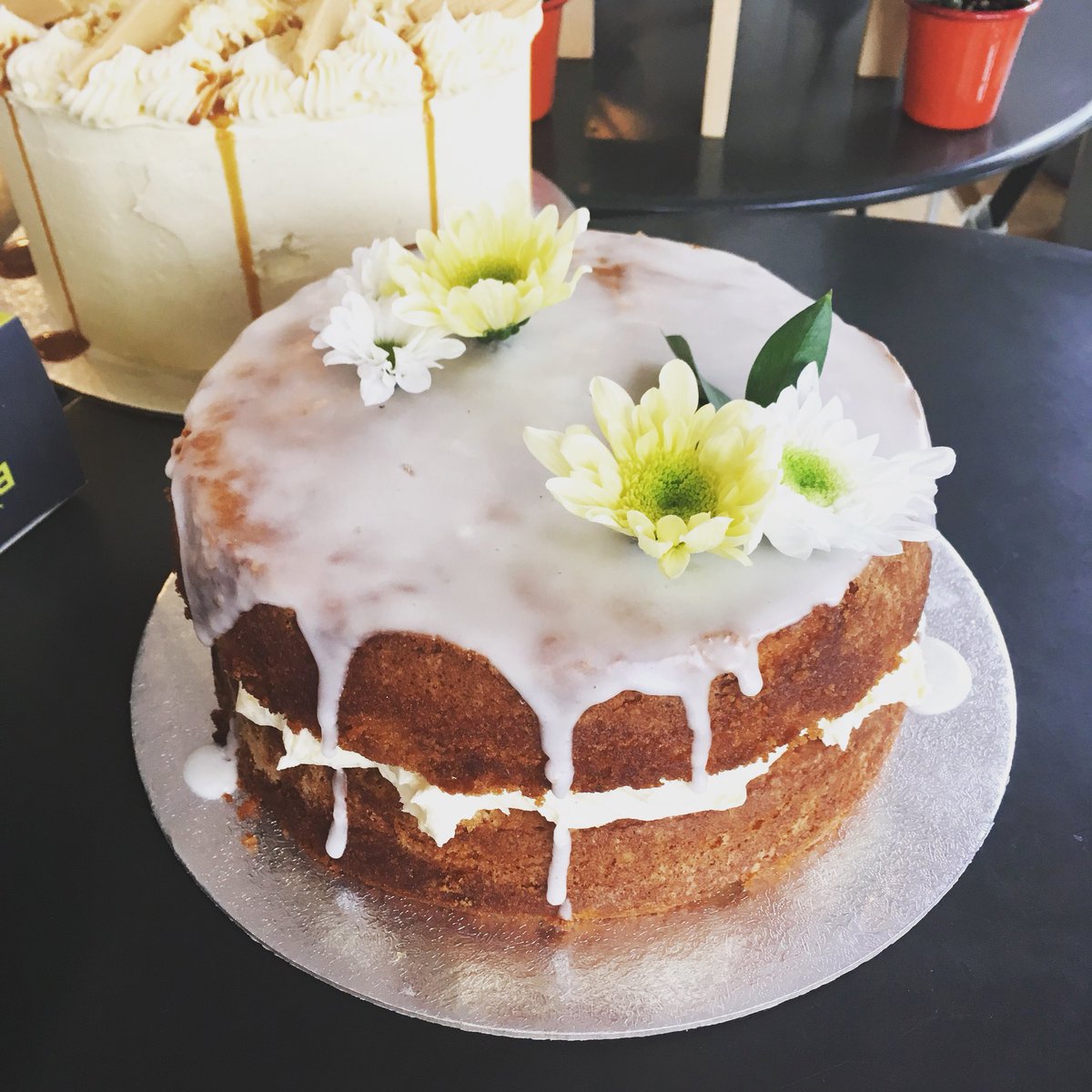 tspcake's tweet image. Woah it’s warm in our cake kitchen today. A slice of lemon drizzle and a gin and tonic would be nice right now.