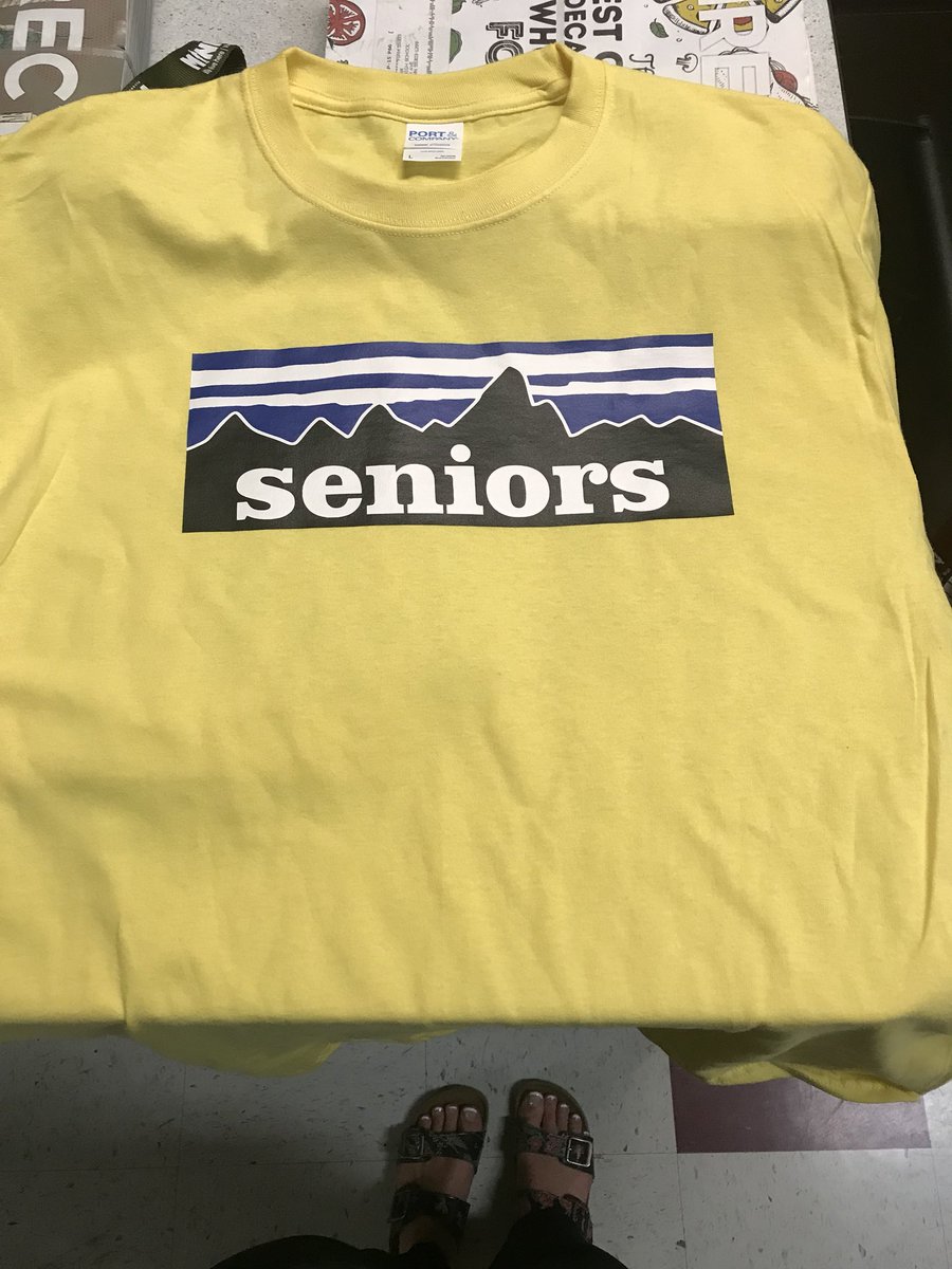 MartDeca's tweet photo. Senior T’s are $20! We’re selling them at the Mart TODAY 😏 https://t.co/klbraLh2Oa