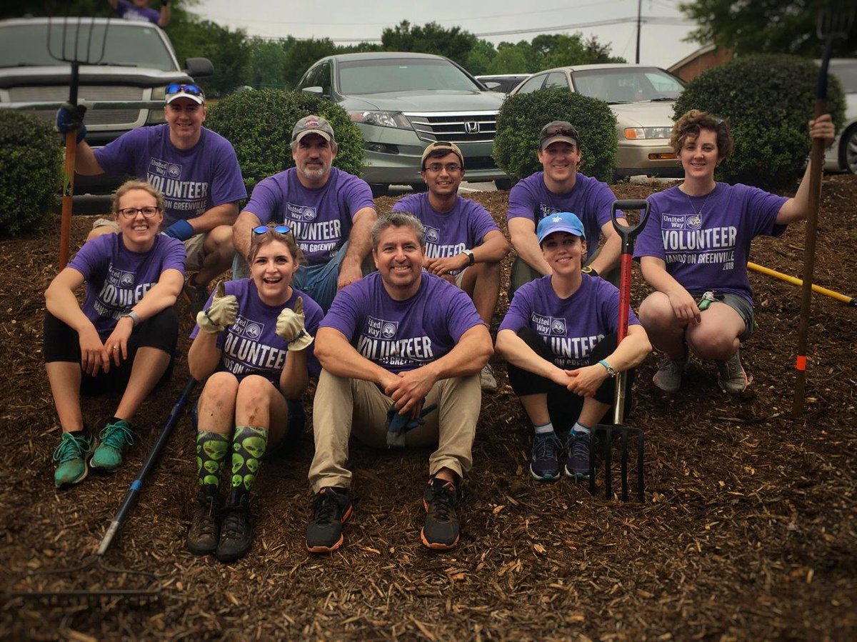 DP3_Architects's tweet photo. We had an amazing time at Hands on Greenville working to beautify Summit Drive Elementary! #peopleplacespurpose #handsongreenville  #yeahTHATgreenville https://t.co/LuuMfo1XcB