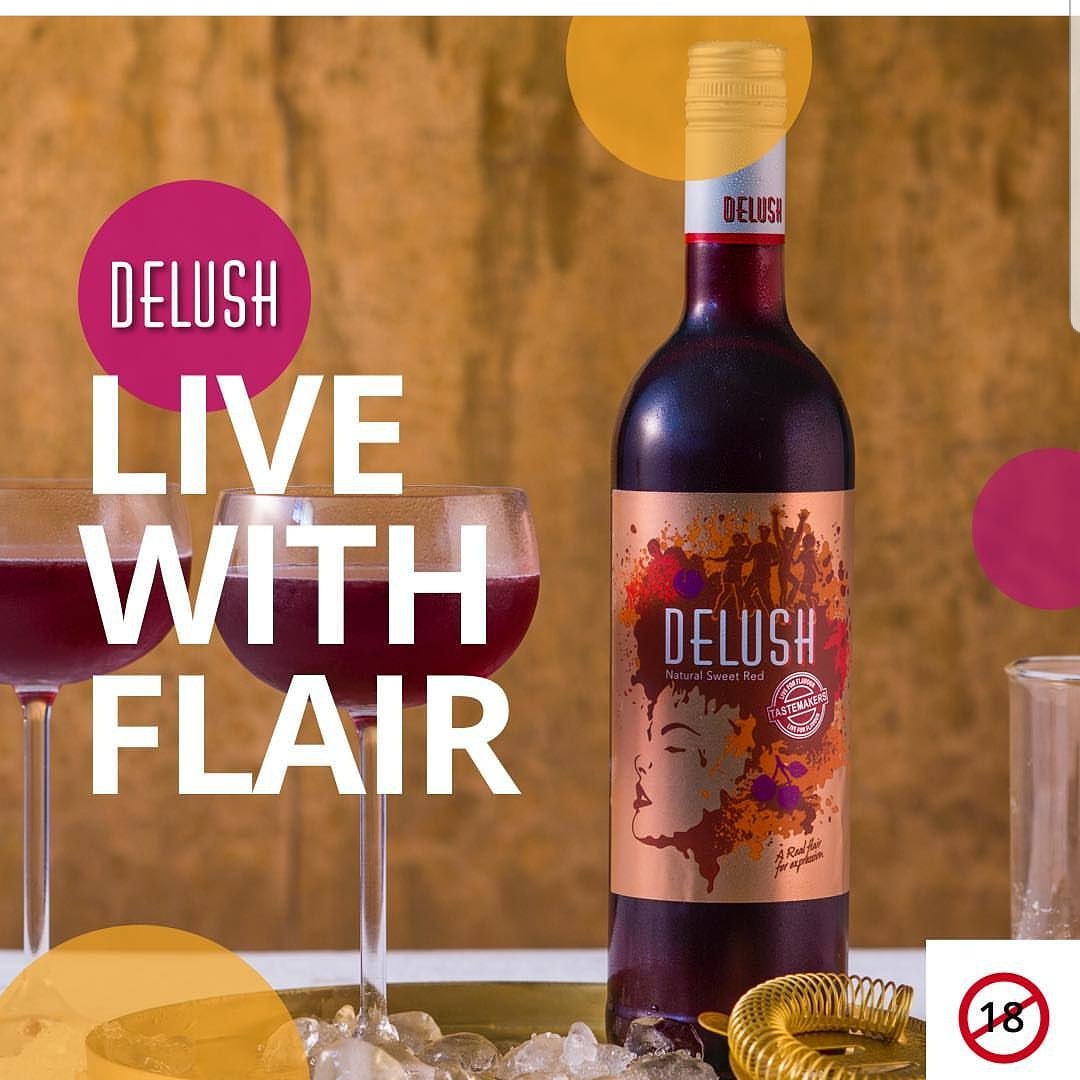 Dillish_lishy's tweet photo. Just try it 🍷😁 #DelushNamibia #DelushWines cc @DelushWines https://t.co/nyaJBkqypc