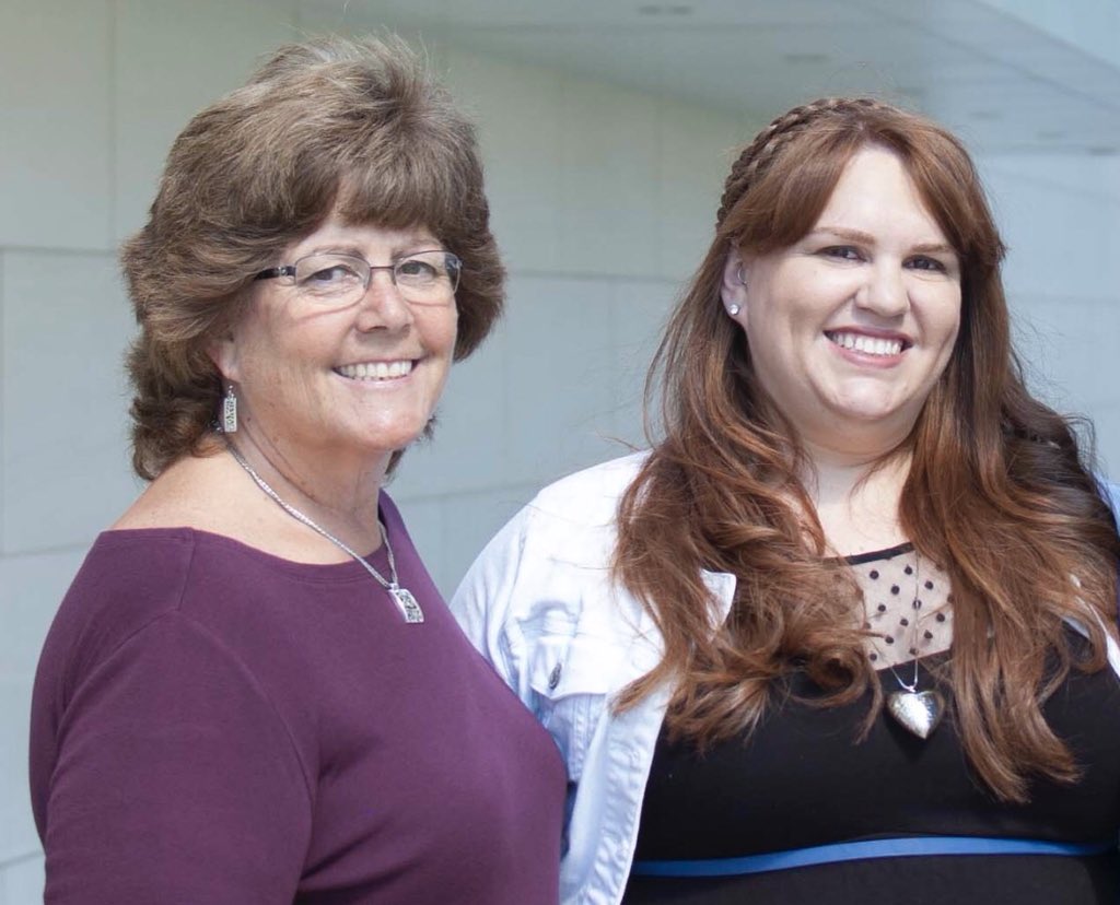 Today we talk about “The Moms” with OUR moms! We’re here with Carrie (Kimmie’s mom) and Kerri (Kelsey’s mom) to talk about 30 Rock.. and we awkwardly cuss in front of our moms but also get some solid mom advice. Love you, mom(s)! boardwalkaudio.com/talk30rocktome… #30rock