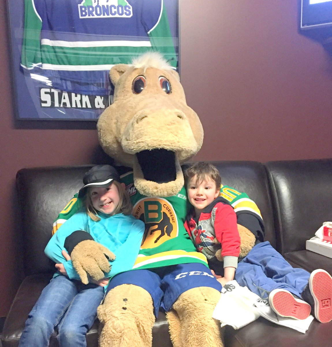 Wishing our <a href="/SCBroncos/">Swift Current Broncos</a> the best of luck tonight in game 3 #GoBroncosGo #WeLoveCharlieHorse