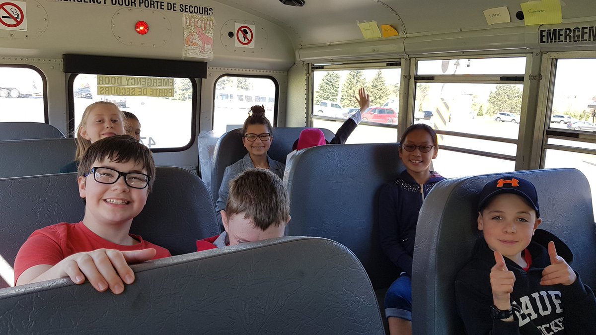 MrsCalanchie's tweet photo. Heading to UOIT to showcase our Scratch coded video games at the Learning Partnership Arcade! #PringleCreek https://t.co/9GuaOzA4Um