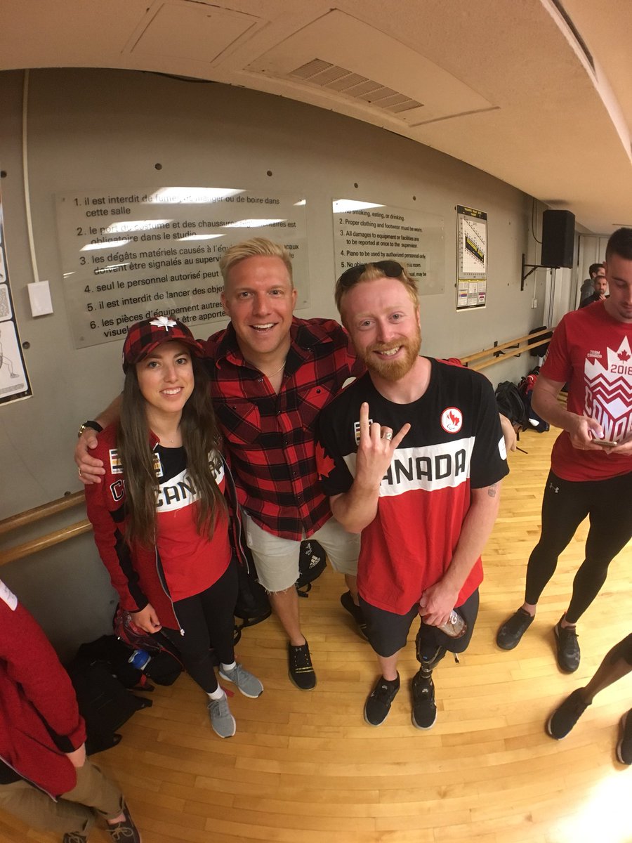 We out here #Ottawa! Hanging out with over 300 kids for the Team 🇨🇦 <a href="/CTJumpstart/">Canadian Tire Jumpstart Charities</a> games as part of the #TeamCanadaCelebration 🤘