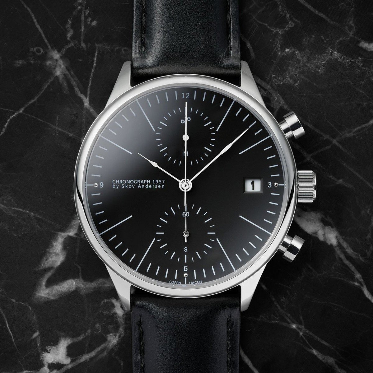amzngadgetizmo's tweet photo. https://t.co/C9DEAqXdiW - 1957 Chronograph Watch #GadgetsAndGizmos #Accessories #GadgetsForMen #Office #TravelGadgets https://t.co/DK3BEdAGIq