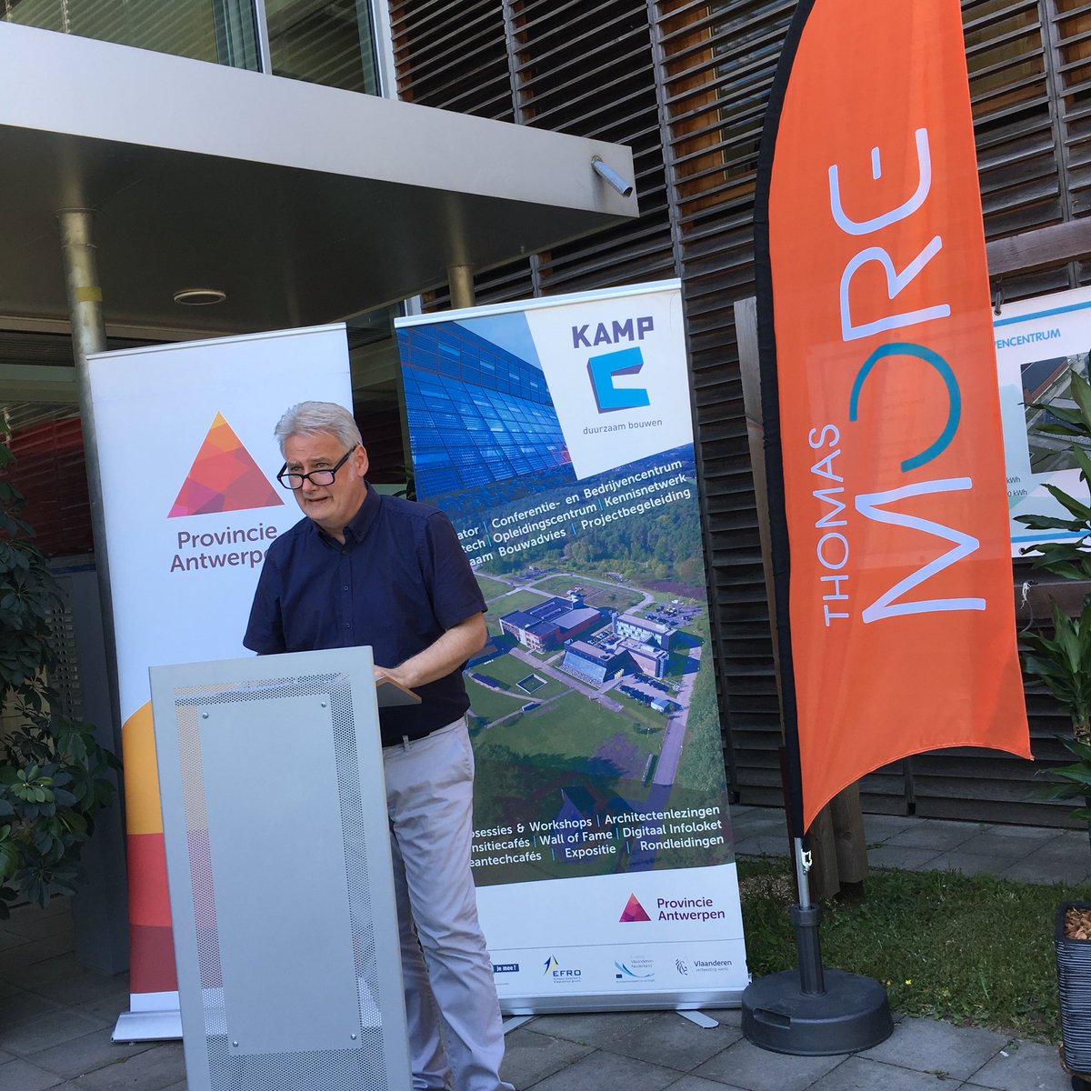 We slaan de handen in elkaar met <a href="/OVAM_Ecodesign/">Ecodesign by OVAM</a> en <a href="/ThomasMoreBE/">Thomas More-hogeschool</a> voor de bouw van het eerste volledig circulaire bedrijfsgebouw in Vlaanderen: ‘t Centrum <a href="/prov_antwerpen/">Provincie Antwerpen</a> <a href="/PBellens/">Peter Bellens</a> @PLEKvoor <a href="/AlbaConcepts/">Alba Concepts.</a> @ConfedBouw <a href="/VITObelgium/">VITO</a> <a href="/Bouwunie/">Bouwunie vzw</a>
