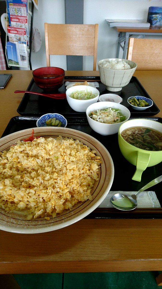 たまごの駅店長
