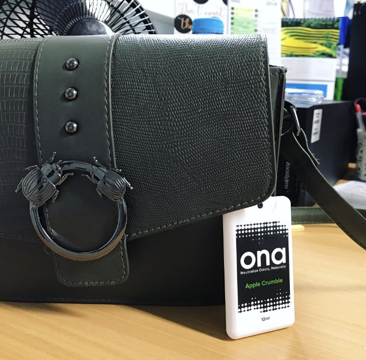 easygrowuk's tweet photo. Our nifty ONA pocket-sized sprays are a great edition for when you're mobile and on the go! Better to be smelling fresh than foul 🏃♀️👜🏃♂️🎒 #ona #spray #nifty #pocketsize #freshsmelling #easygrow #easygrowuk #hydroponics #natural #mobile https://t.co/3YttPU7hHt