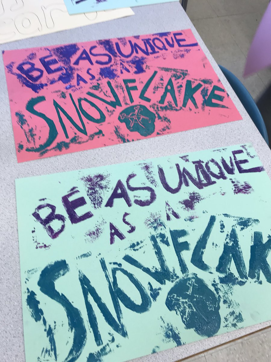 mrs_heberling's tweet photo. Fifth grade print studio in full swing. #fourclassesleft @mrsmillerela https://t.co/SKrpvEN81J
