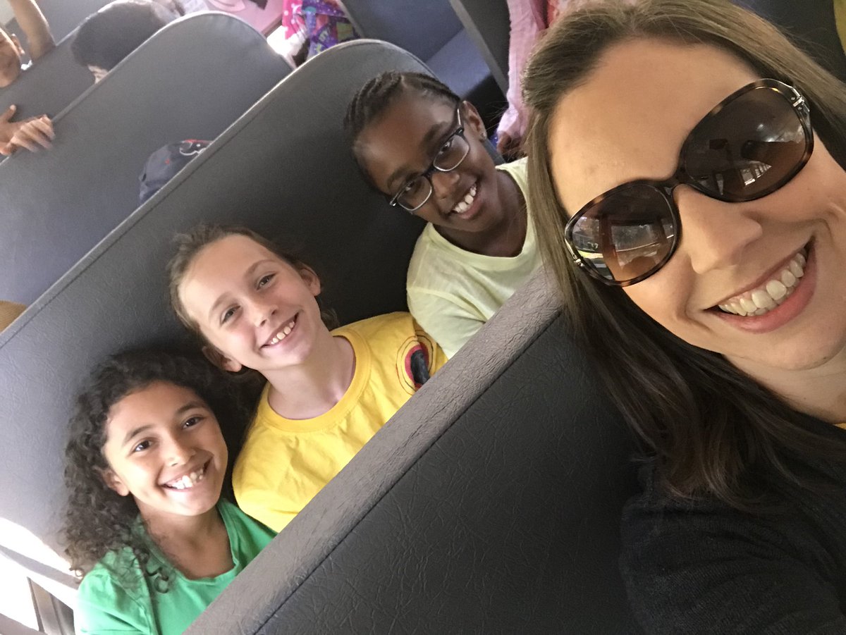 Andrewsthird's tweet photo. Field trip time!!! https://t.co/crIn5tvEHx
