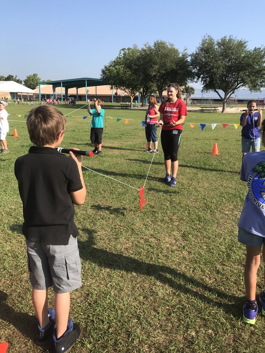diana_alison4's tweet photo. Thank you so much NSBHS Softball Girls!! Your help for field day was much appreciated!! ❤️❤️@hollistar03 @CCrkvenac @kc712 @JennHolmgreen #IREStheBEST https://t.co/UXCVcqVMjZ