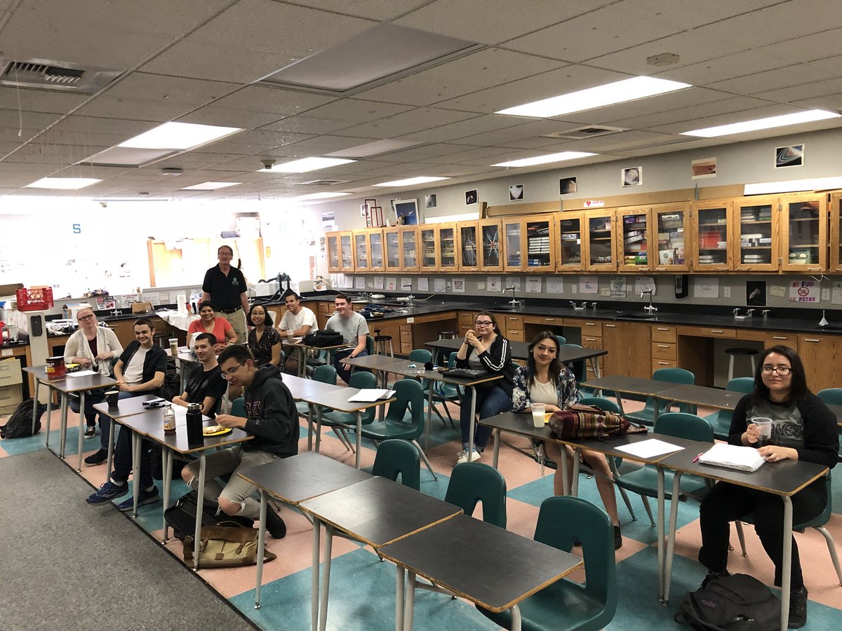birdtweetershs's tweet photo. AP Physics breakfast! Thank you Mr. Ziesmer for preparing your students so well and for feeding them! Let’s crush this test! #sultansconquerap #buildteal https://t.co/Gbm4B7DGgt