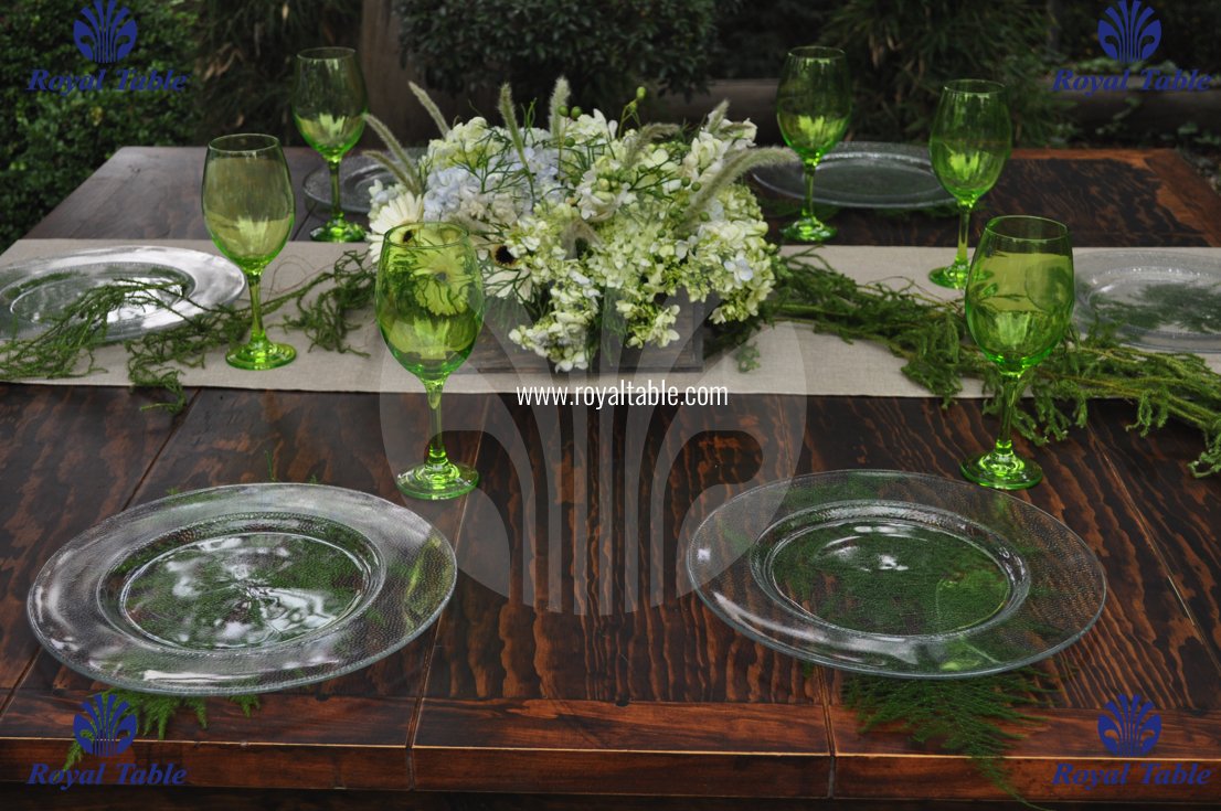 RoyalTable's tweet photo. #FelizMartes 😉
La calidad y buen gusto se combinan.
#sillabistrodobleX madera.
#mesacuadradademadera con patas redondas abatibles.
#cristaleria en color verde #platosbase cristal ....Lucen hermosos!😱😍
Fabricación, distribucion, renta y venta.
Da click.. https://t.co/r2AdT9W6Ih https://t.co/NymnL5vlIr
