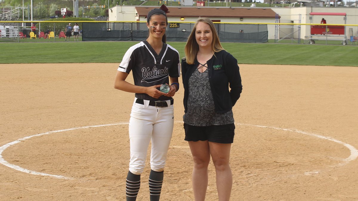 GoValiants's tweet photo. After an MVP weekend, senior Alexis Ventarola of @valiantsoftball was named the MAC Freedom Softball Player of the Week on Tuesday!
Read more here: https://t.co/9ib7HAijVv
#GoValiants #d3sb https://t.co/XtbSCAb756