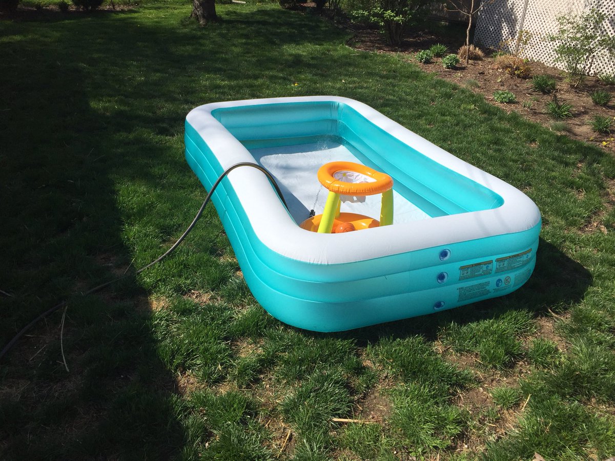 masterthegamerp's tweet image. The pool is getting ready! Caleb is so excited. #summerpoolfun #funinthesun #poolparty
