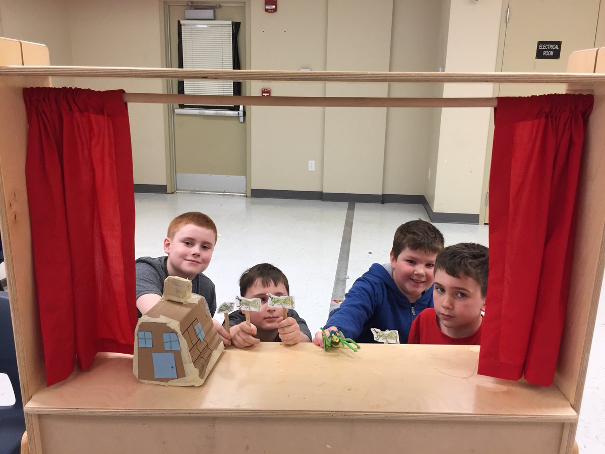 belinda_loder's tweet image. The Three Little Crickets and the Big Bad Mantis -these guys even brought in science learning, the strongest house was made of clay! #fracturedfairytales #readerstheatre #grade3fun @NLESDCA @HTEK6