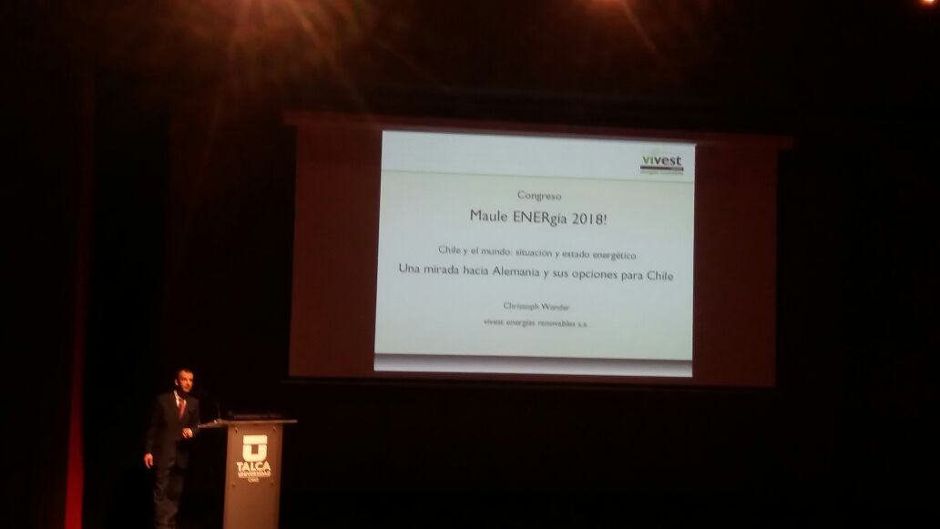vivest_sa's tweet photo. Presenta nuestro Gerente General Christoph Wander en @MauleEnergia. Presentando sobre las características del mercado de energías y ENRC en Alemania y como se podría aplicar en el mercado Chileno. https://t.co/hyYo2vsoAT