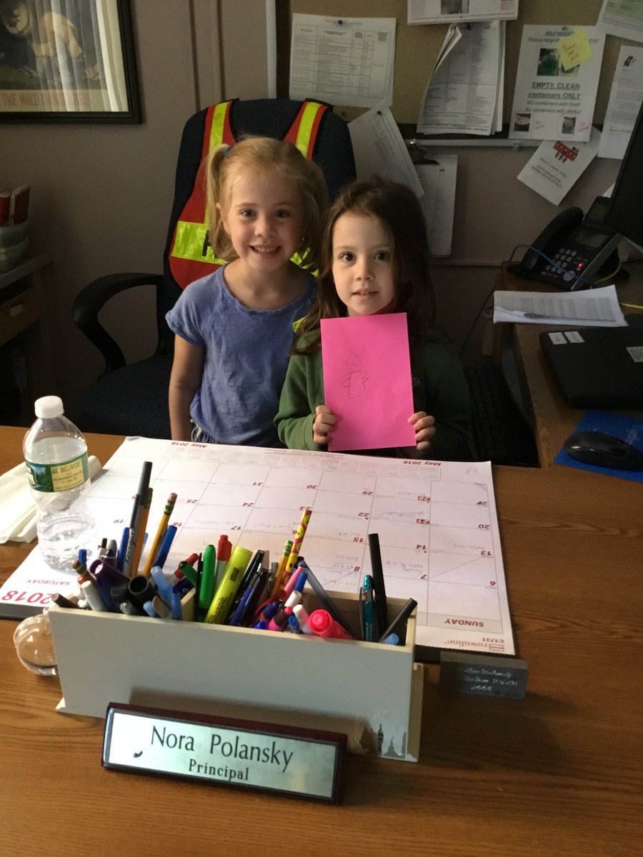WOSnews's tweet photo. April showers really have brought May flowers! Thank you for being so thoughtful! #TeacherAppreciationWeek #mrsfanningWOS #mrsheinemann #msrossiWOS #mrsmillerWOS @npolans https://t.co/oi5HIPLExT