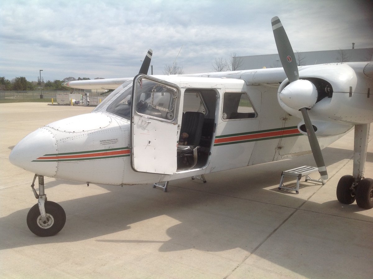 After spending Saturday night in Chicago, on Sunday morning I flew to @TraverseCity (where I believe @USCG have a base), then a quick drive to Charlevoix for my @islandairways flight to Beaver Island.  The airline use @BrittenNorman Islanders just like @CIAirSearch !