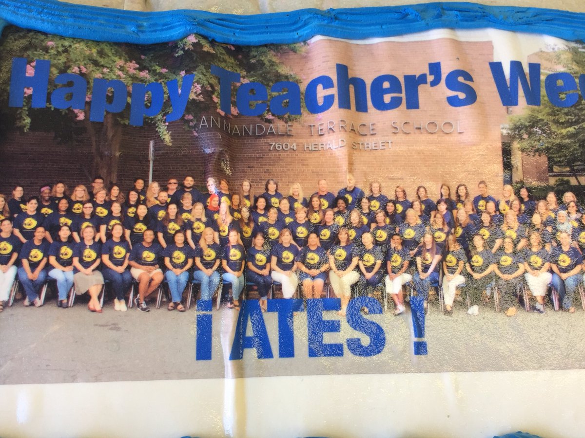 ApKaryn's tweet photo. 🌸Happy teacher appreciation week! Our teachers are AMAZING! 🎉🙌🏼 @The_Terrace_ES https://t.co/udzH4AkzCF