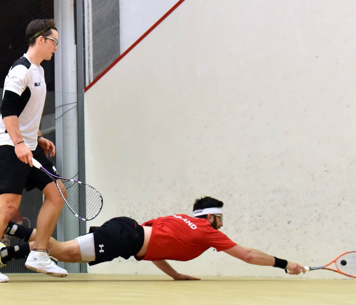 The game of #Squash is just as much about strategy as it is athleticism. It pays to notice your opponents strengths, as well as their weaknesses! 

Signs that your opponent is tired in Squash game:
ow.ly/GbMH30jTqau
#PlaySquash #Strategy #CompetitiveSports