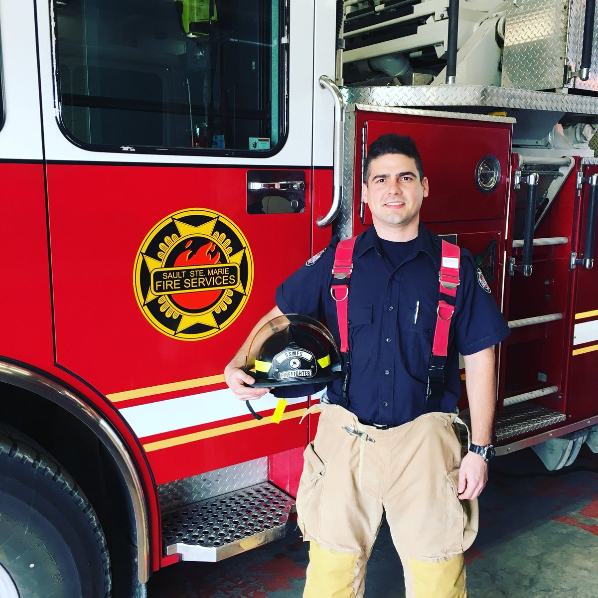 #firefighter Adam Goskey is the newest member to join the Sault Fire Team! Welcome Adam! #FireSafe https://t.co/M4nX2S2xrI