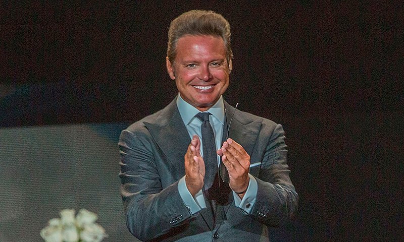 ¿Quién es la mujer por la que Luis Miguel detuvo en uno de sus conciertos?  