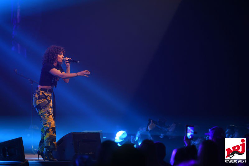 TaloulaOnline's tweet photo. [PHOTOS]
@TalOfficial sur la scène du #NMTLaLouvière en Belgique vendredi dernier. 🇧🇪🎤 (1/2) https://t.co/tqTXFdNEGx