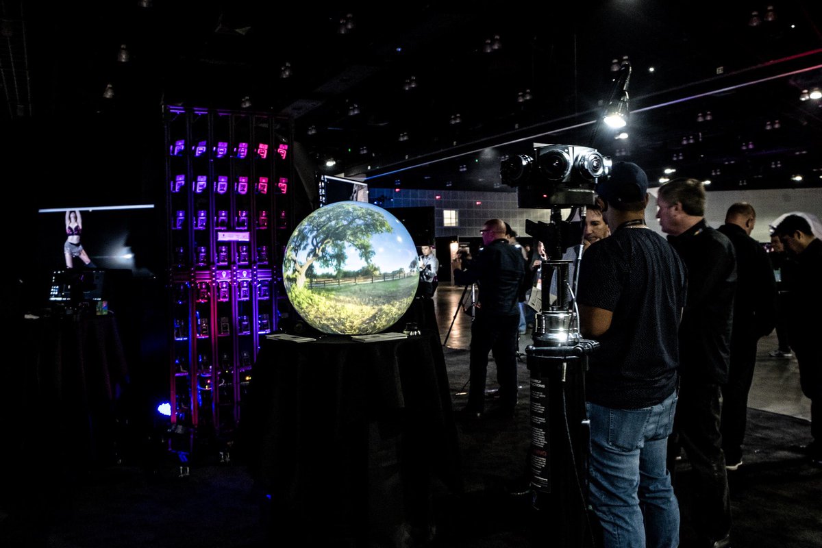 .<a href="/radiantimages/">Radiant Images</a> showcased their new multi-camera systems for immersive capture 👌 <a href="/vrlosangeles/">VRLA</a> #VRLA2018