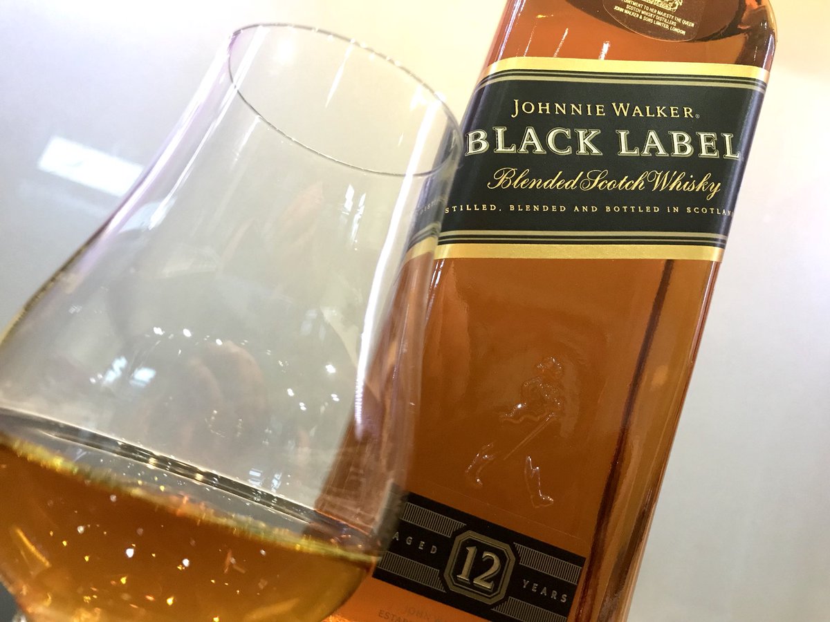 jwbassman_'s tweet photo. Continuing to back fill my #whiskyeducation tonight with this recommendation from the guys @thisismydram #nosetime @johnniewalker_ #johnniewalkerblack https://t.co/GpXXd5yG8U