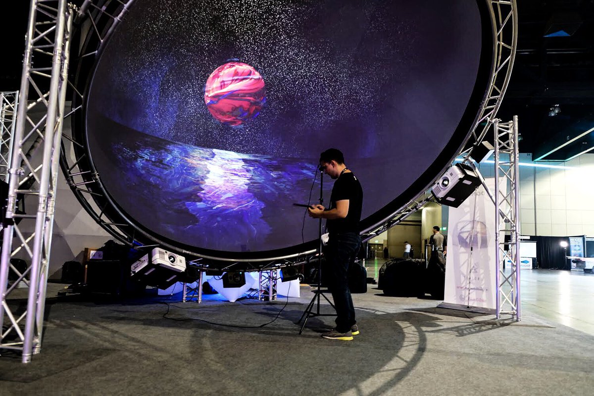 It was awesome to see <a href="/FulldomePRO/">Fulldome.pro</a>’s immersive dome in action! <a href="/vrlosangeles/">VRLA</a> #VRLA2018
