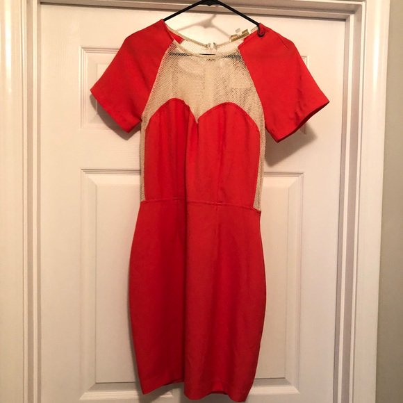 KristenCamp441's tweet photo. So good I had to share! Check out all the items I'm loving on @Poshmarkapp #poshmark #fashion #style #shopmycloset #vibrantmiu #jealoustomato #cocacola: https://t.co/T3ZQOAvvTQ https://t.co/93jWO2zsuw