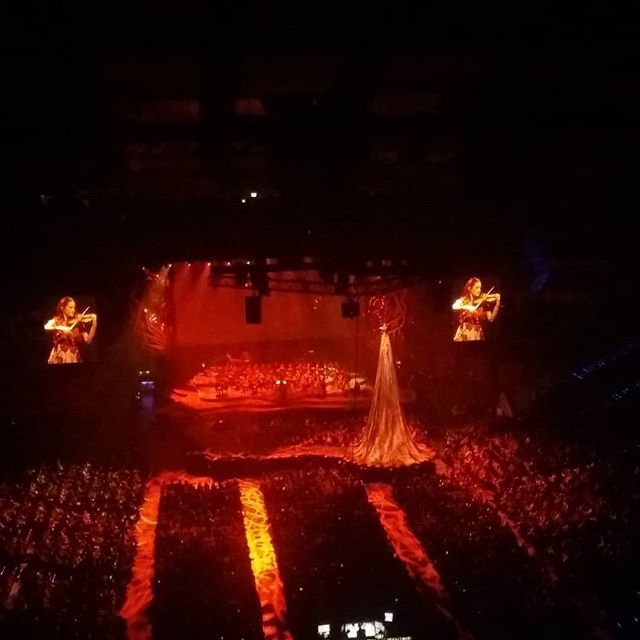 JaviGomezCoach's tweet photo. 🏆🏆🏆 Espectacular el #gameofthrones #liveconcertexperience de #Madrid
🎺🎻🥁🎹📯 No hay foto ni video que consiga mostrar lo que me está moviendo por dentro... Estoy refrescando la serie y gozando como un niño antes de retomar la ultima temporada que m… https://t.co/qLmamjo57F https://t.co/tdZB69a3ja