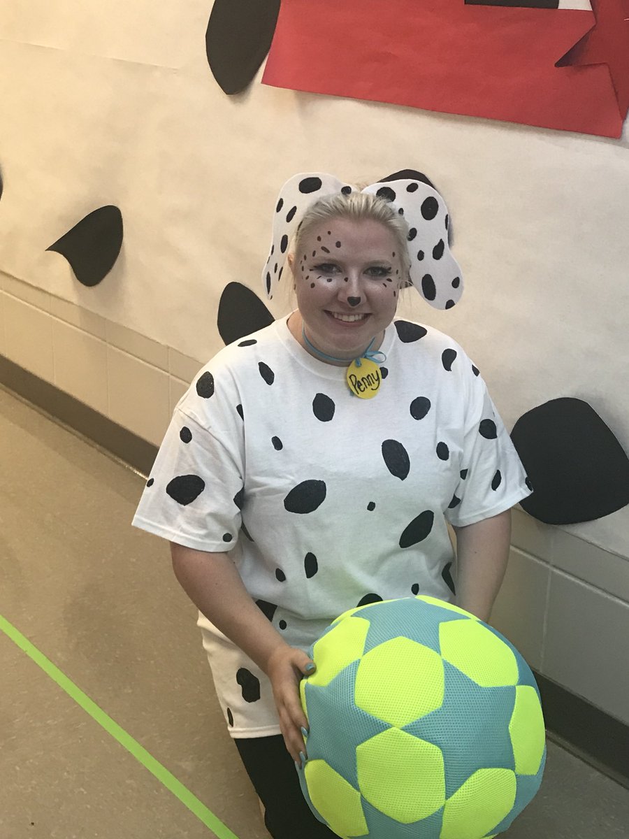101 Dalmatians Day! Wish Upon A STAAR 🌟 #STAARmagic #DisneyWeek #Relationships #Proud2bACE <a href="/CatenJameson/">Jameson Caten</a> @missbreen4 <a href="/ACEStallions/">Audelia Creek ES</a>