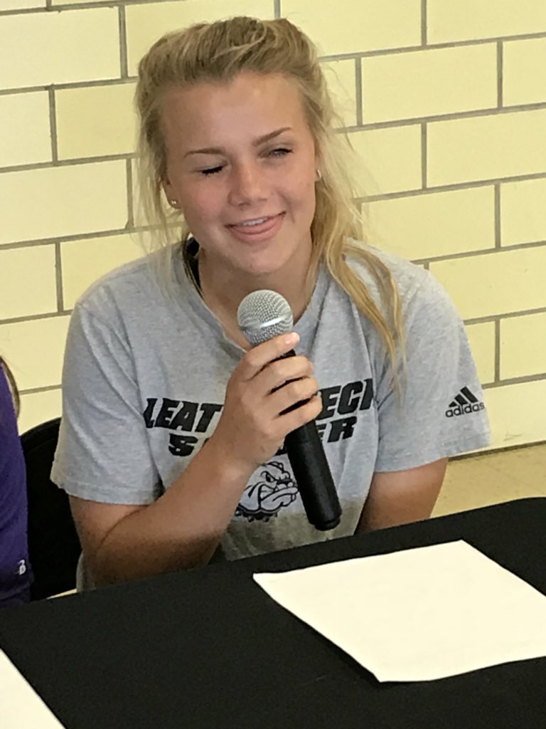 PretzSports's tweet photo. Allison Hasken will be playing soccer at Western Illinois University. https://t.co/rpPwPjfZZX