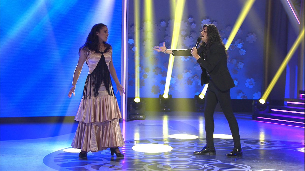 clacimur's tweet image. Retweeted Original y Copla (@OriginalyCopla):

¡IMPRESIONANTE! ¡Cómo hemos arrancado! ¡Qué derroche de arte! 🔝🔝🔝 Si te ha gustado @jonathansanti25 con "La Encrucijada"no te puedes perder su próxima actuación. #OriginalyCopla30