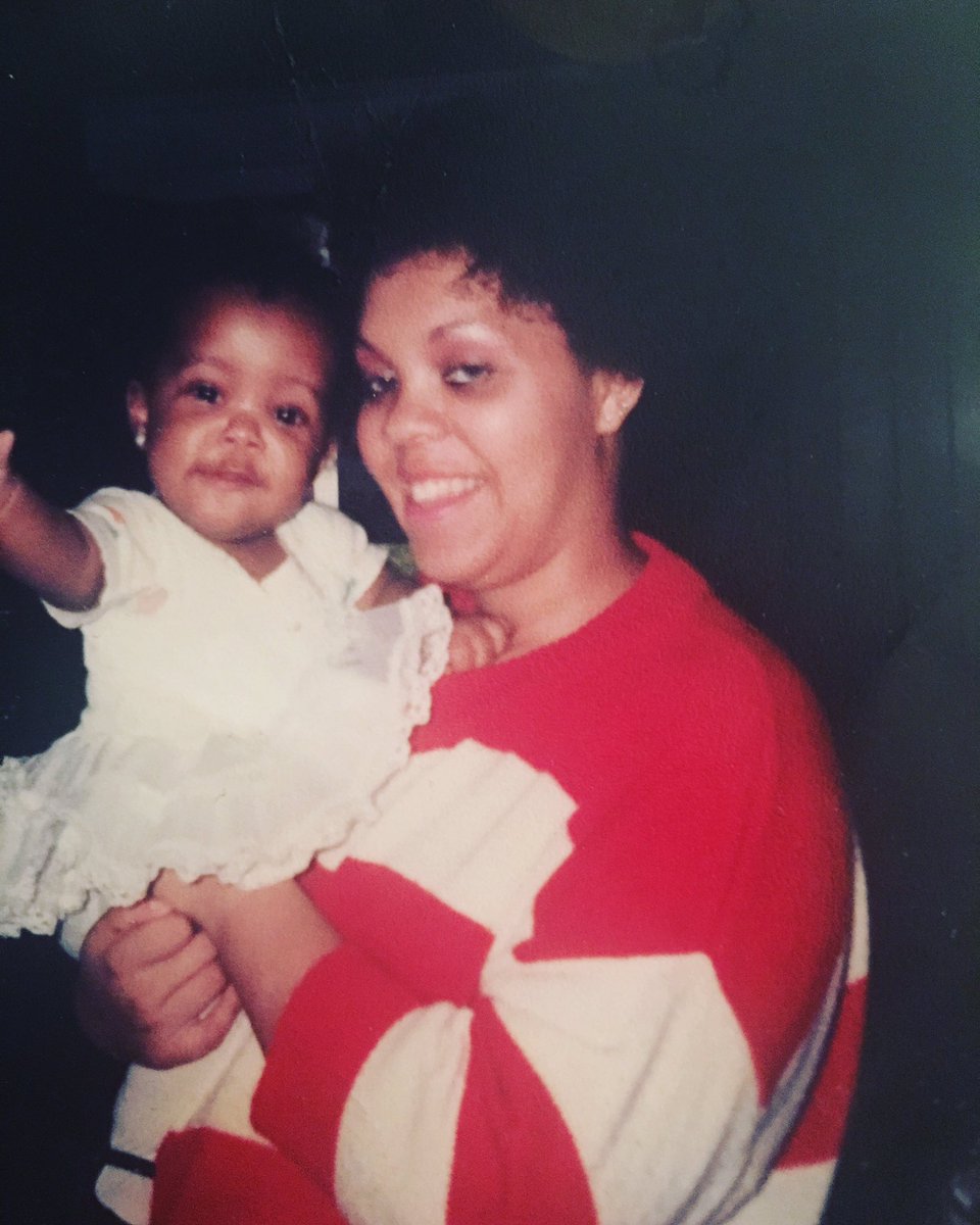 MsMinnieLWA's tweet image. Take it back Tuesday! My mommy and I on my 1st birthday 🎉