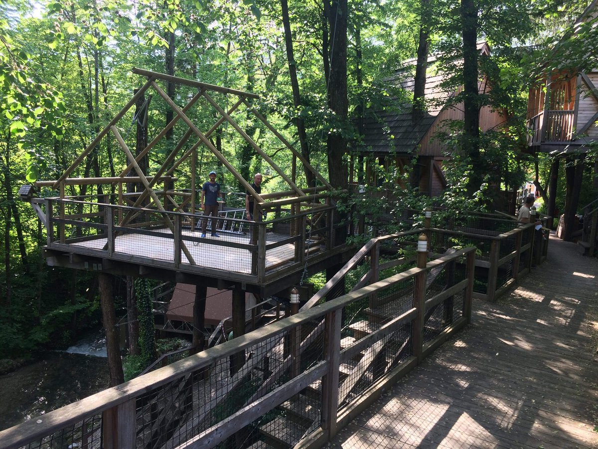 BigHead_Tents's tweet image. Soon there will be a cool new tent in Garden Village Bled. #treetent #bighead #glamping #slovenia