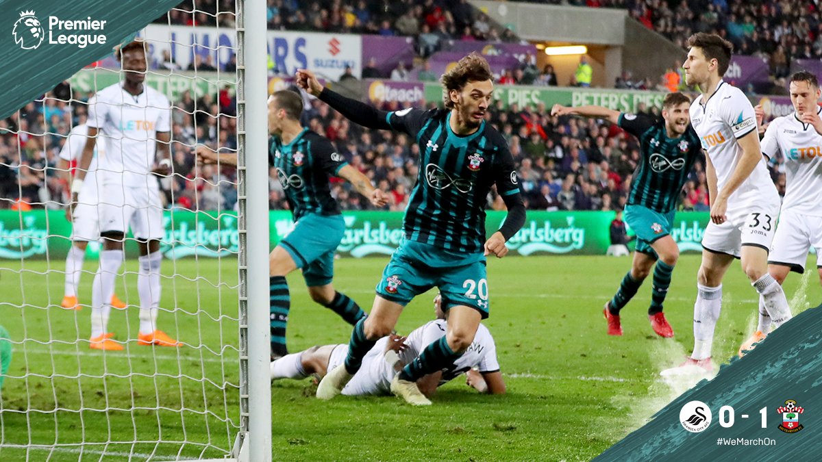 SouthamptonFC's tweet photo. The moment! 🔥 #saintsfc https://t.co/ZkhTaPSves