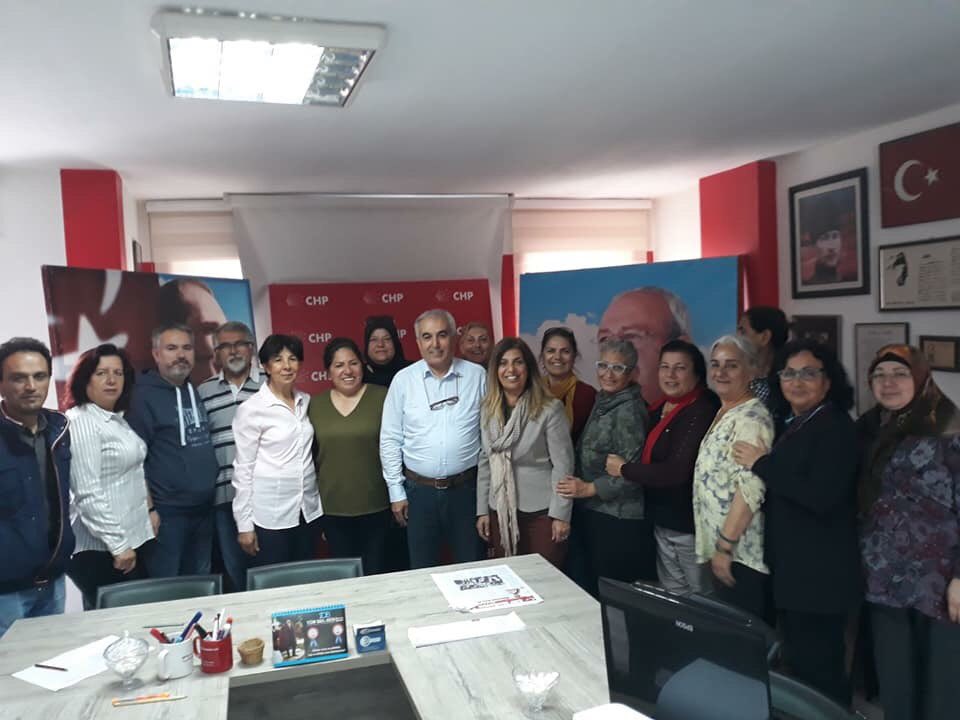 Gün geçtikçe çoğalan üyelerimizle iktidara yürüyoruz .Aramıza yeni katılan Sevim &amp; Süleyman Akbaş çiftine hoşgeldin diyoruz.

#ChpTürkiyeninbirleştiricigücü
#bizkocamanbiraileyiz
#herkesiçinCHP